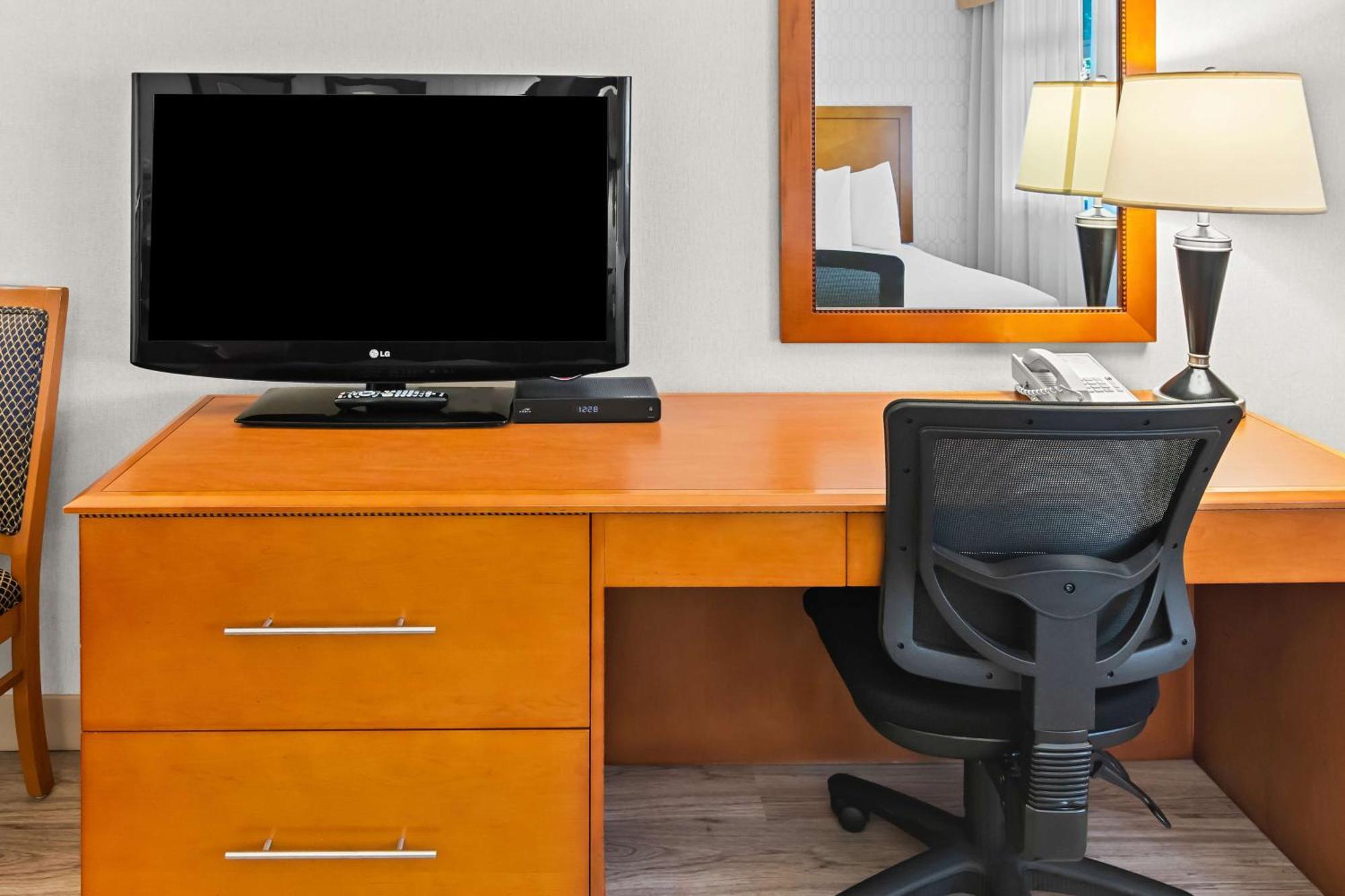 Best Western Plus Langley Inn Εξωτερικό φωτογραφία